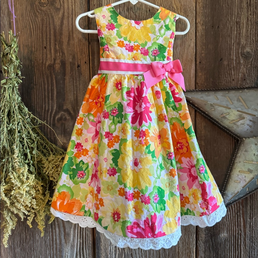 Girl’s Dress